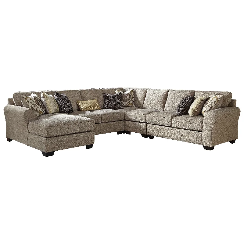 Benchcraft® Pantomine 5-Piece Sectional With Chaise